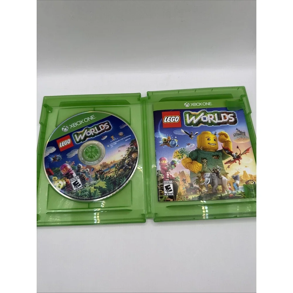 LEGO Worlds | CIB Complete | Xbox One | Fast shipping!